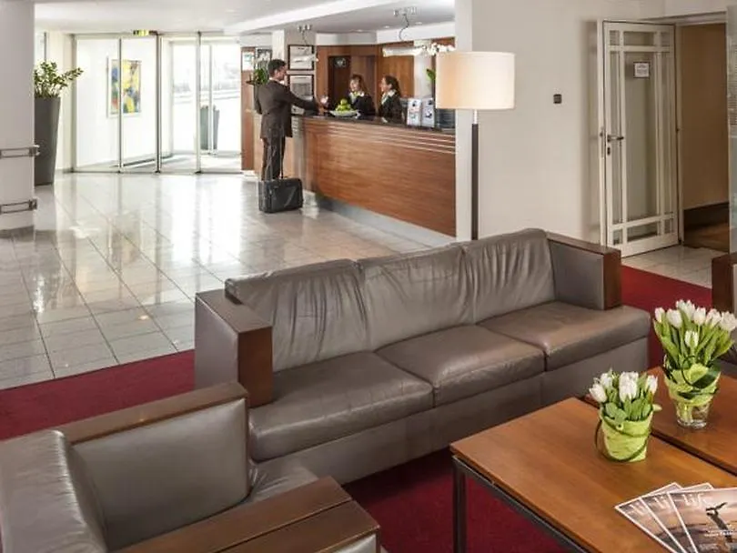 Mercure Hotel Muenchen Airport Freising 4*,