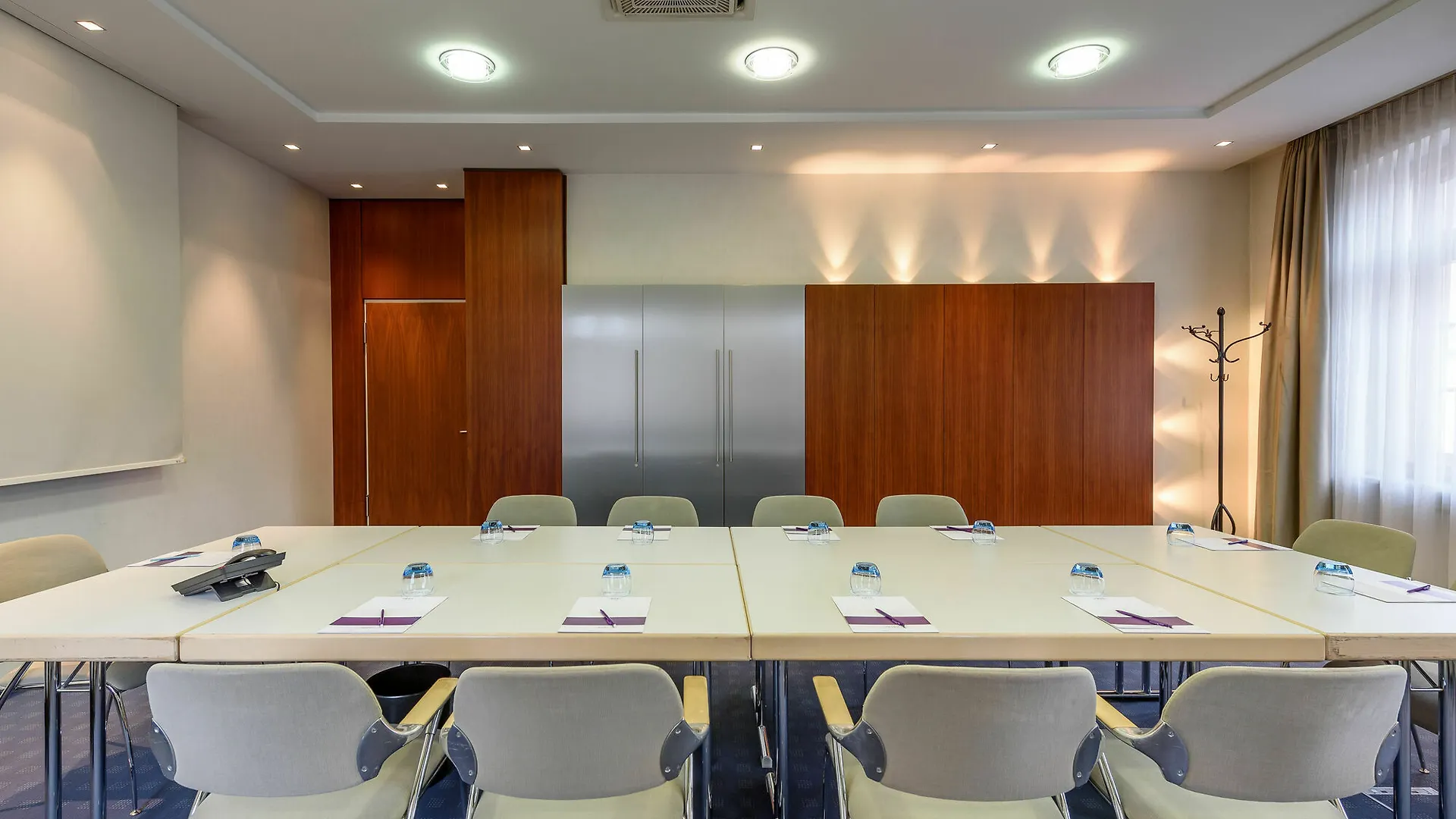 Mercure Hotel Muenchen Airport Freising 4*,