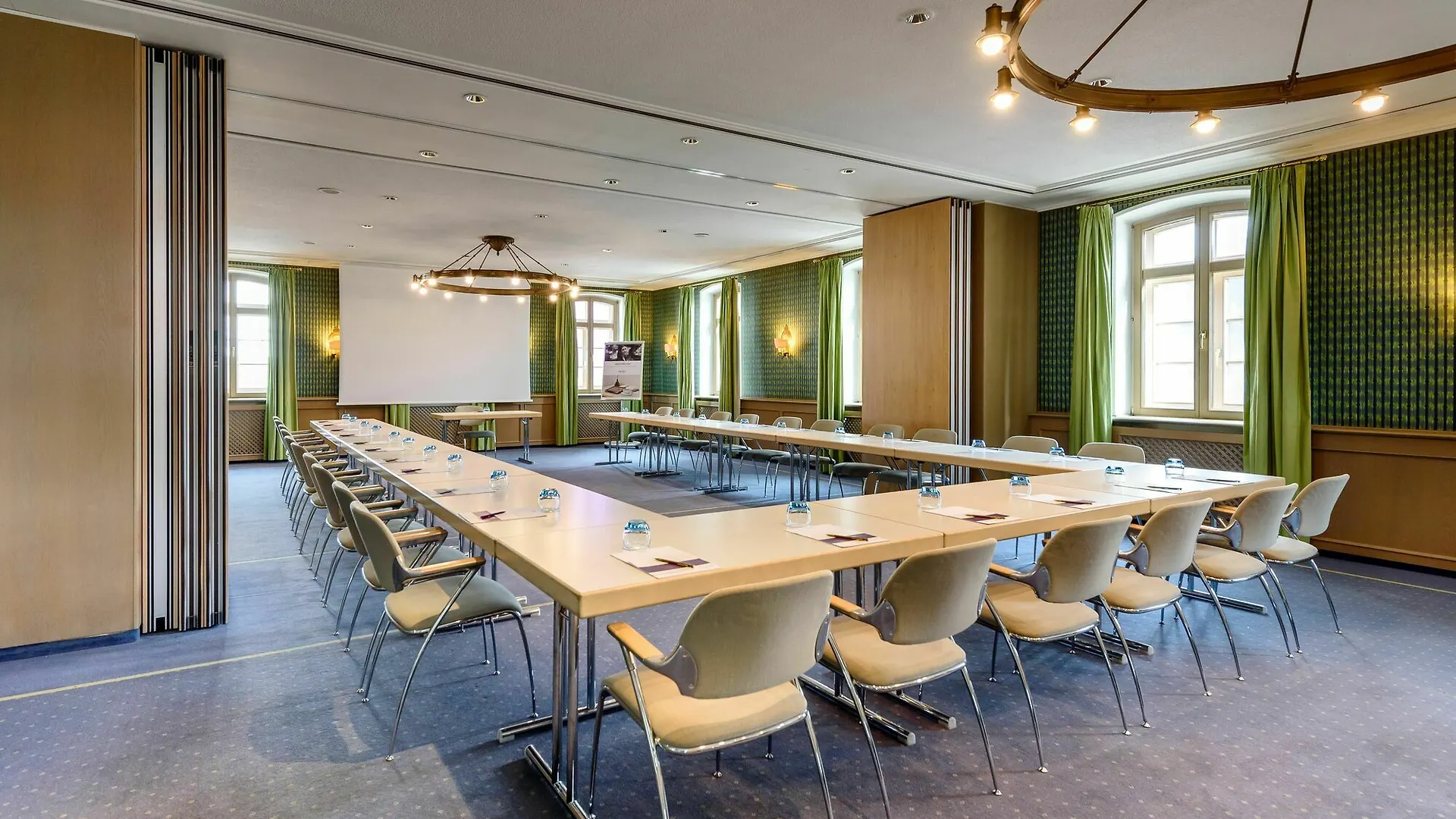 Mercure Hotel Muenchen Airport Freising 4*,  Almanya